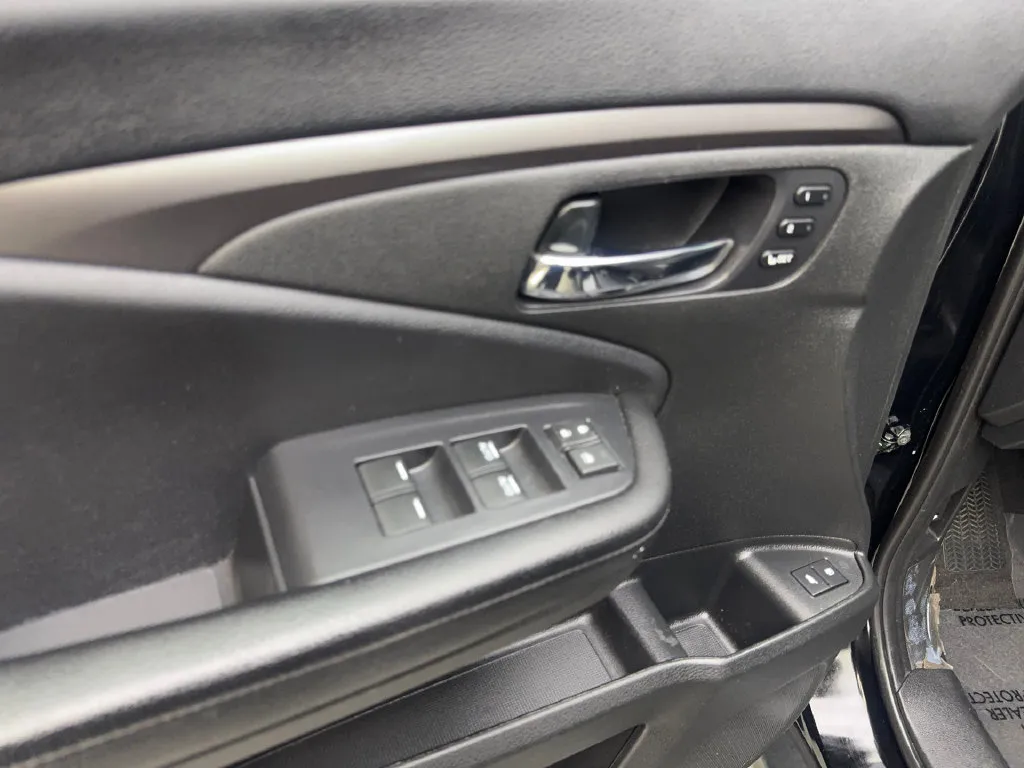 Honda Pilot photo 34