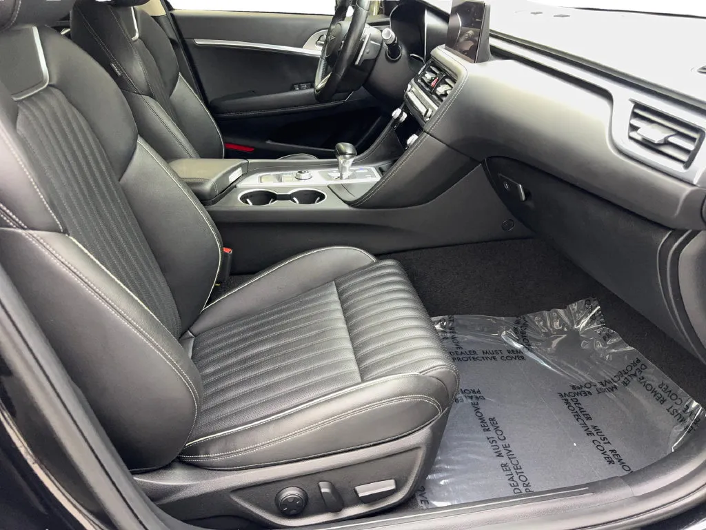 Genesis G70 photo 46