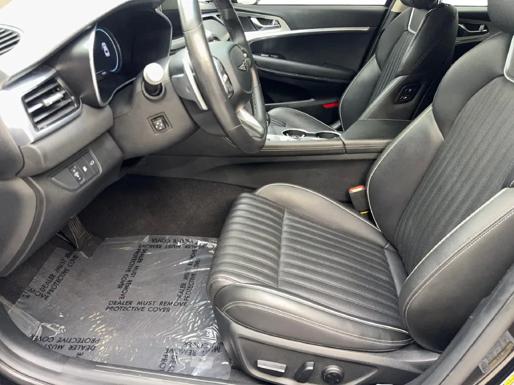 Genesis G70 photo 28