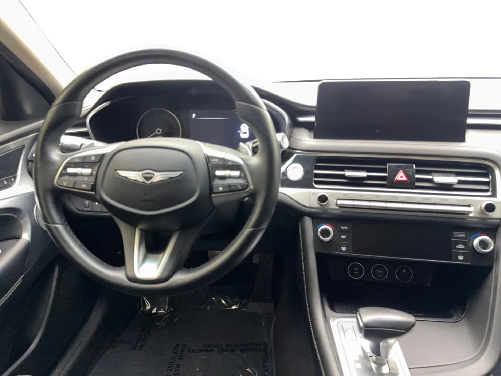 Genesis G70 photo 55