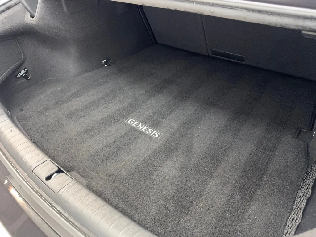 Genesis G70 photo 80