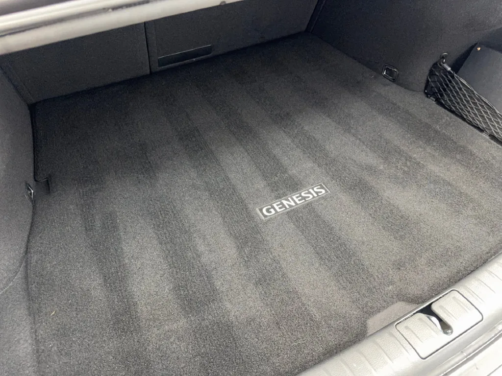 Genesis G70 photo 82