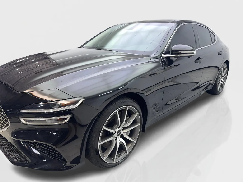 Genesis G70 photo 12