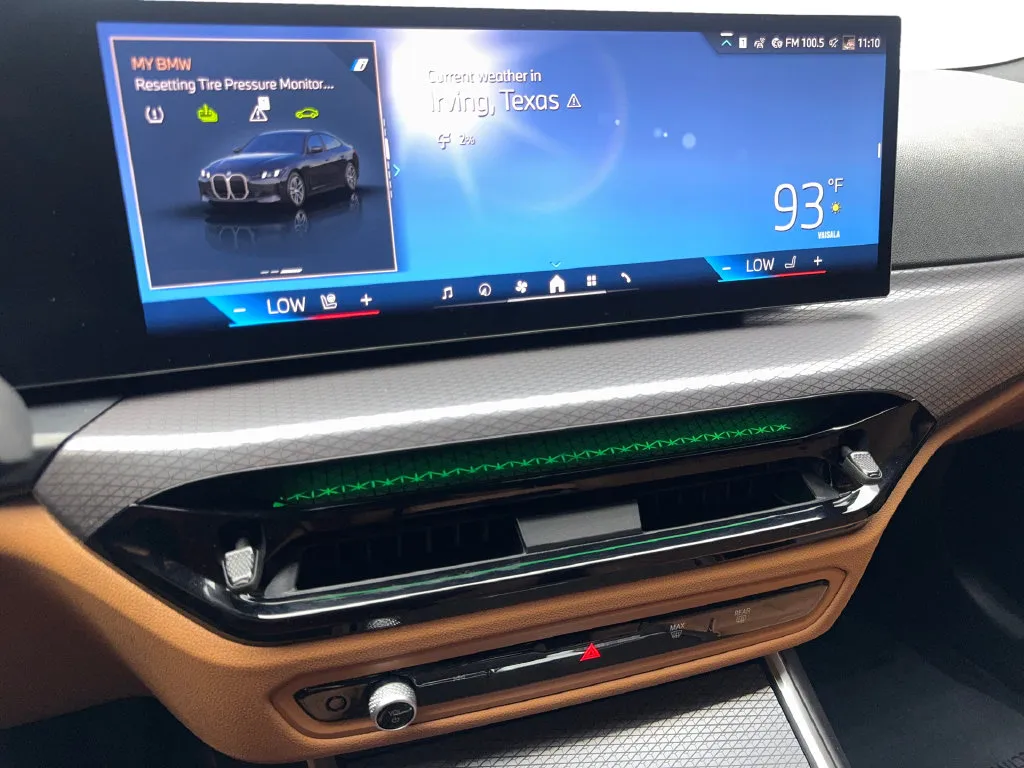 BMW i4 photo 64