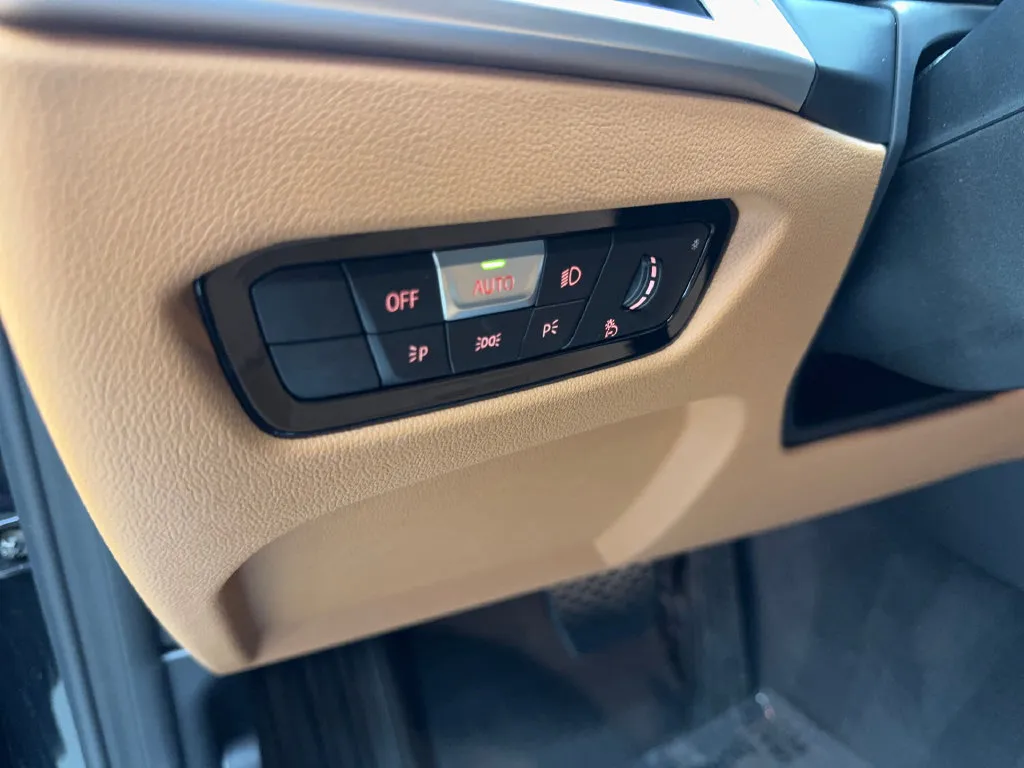 BMW i4 photo 58