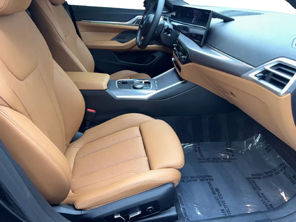 BMW i4 photo 47