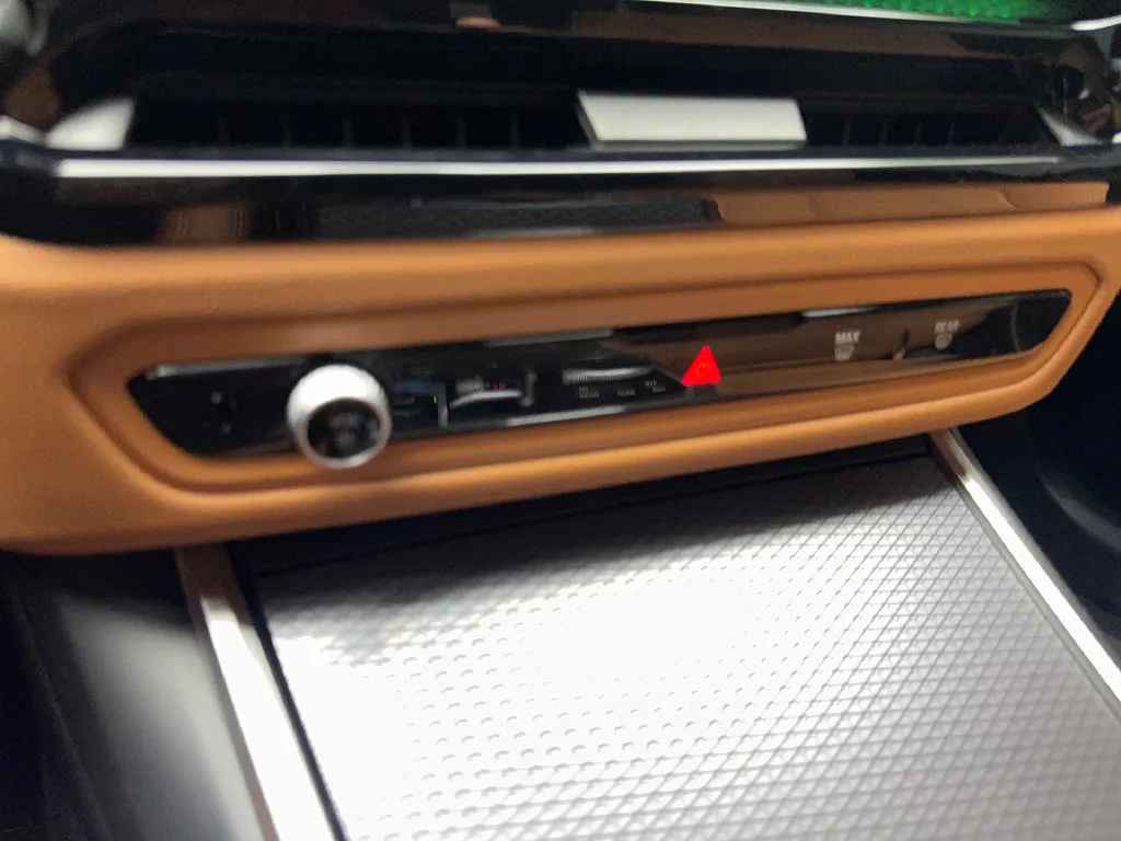 BMW i4 photo 69