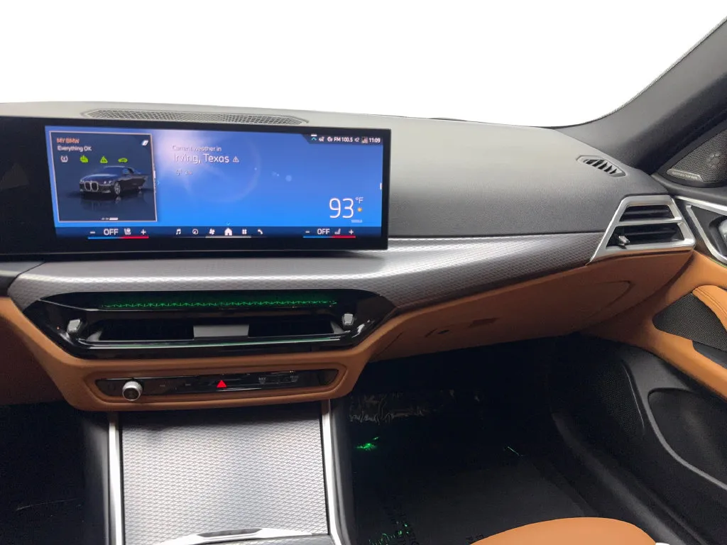BMW i4 photo 57
