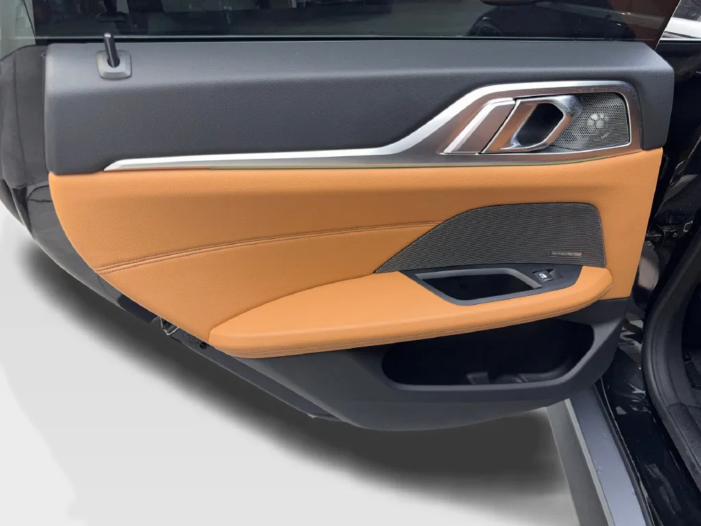 BMW i4 photo 40