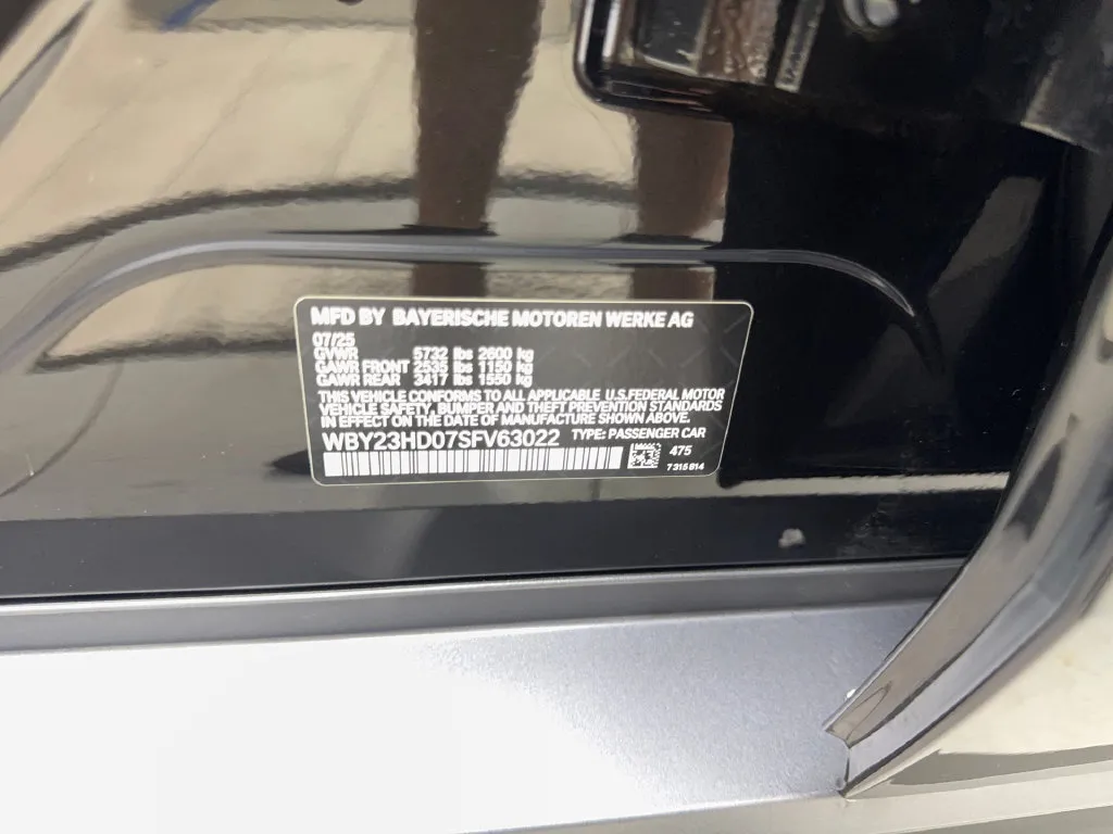 BMW i4 photo 92