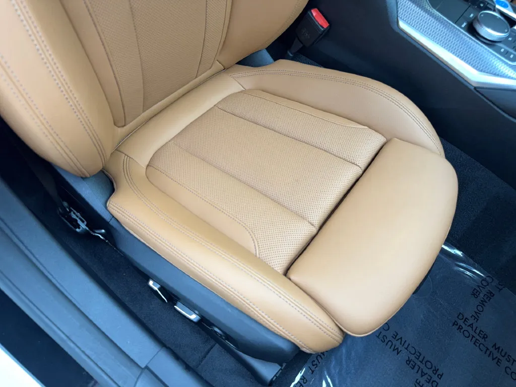 BMW i4 photo 49