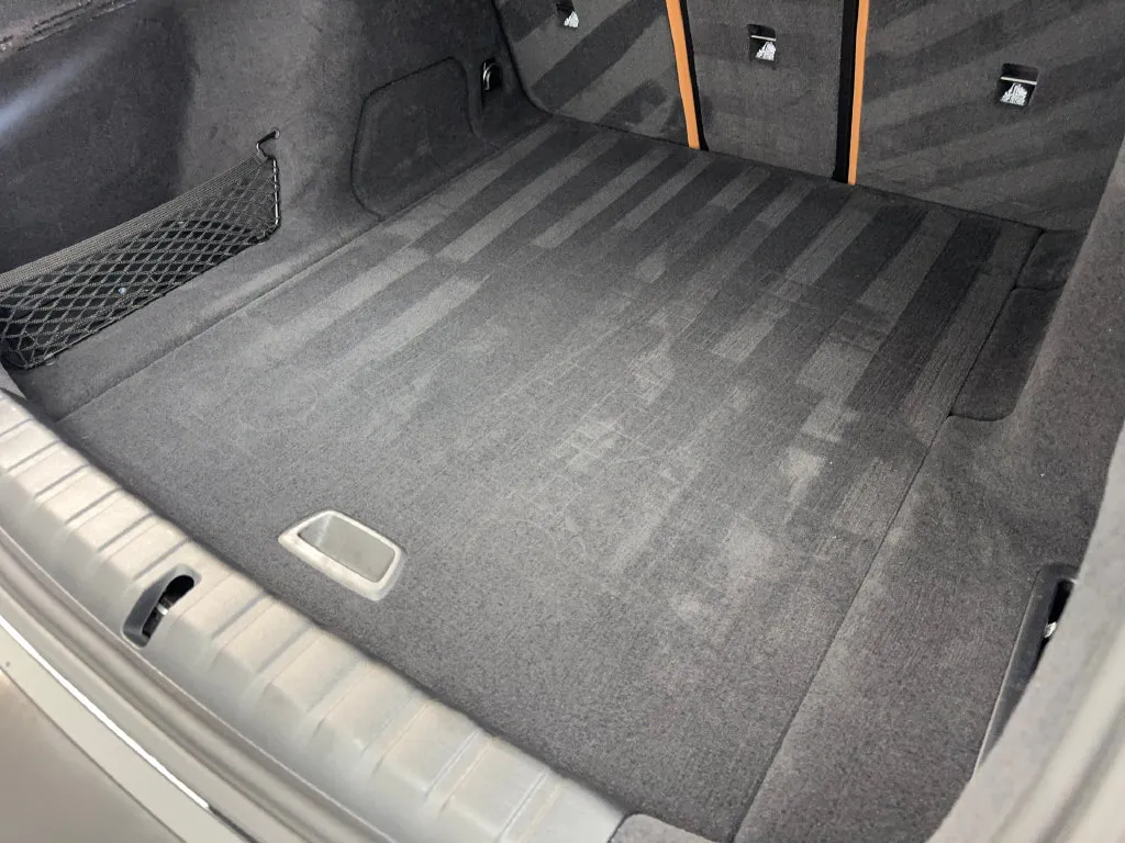 BMW i4 photo 81