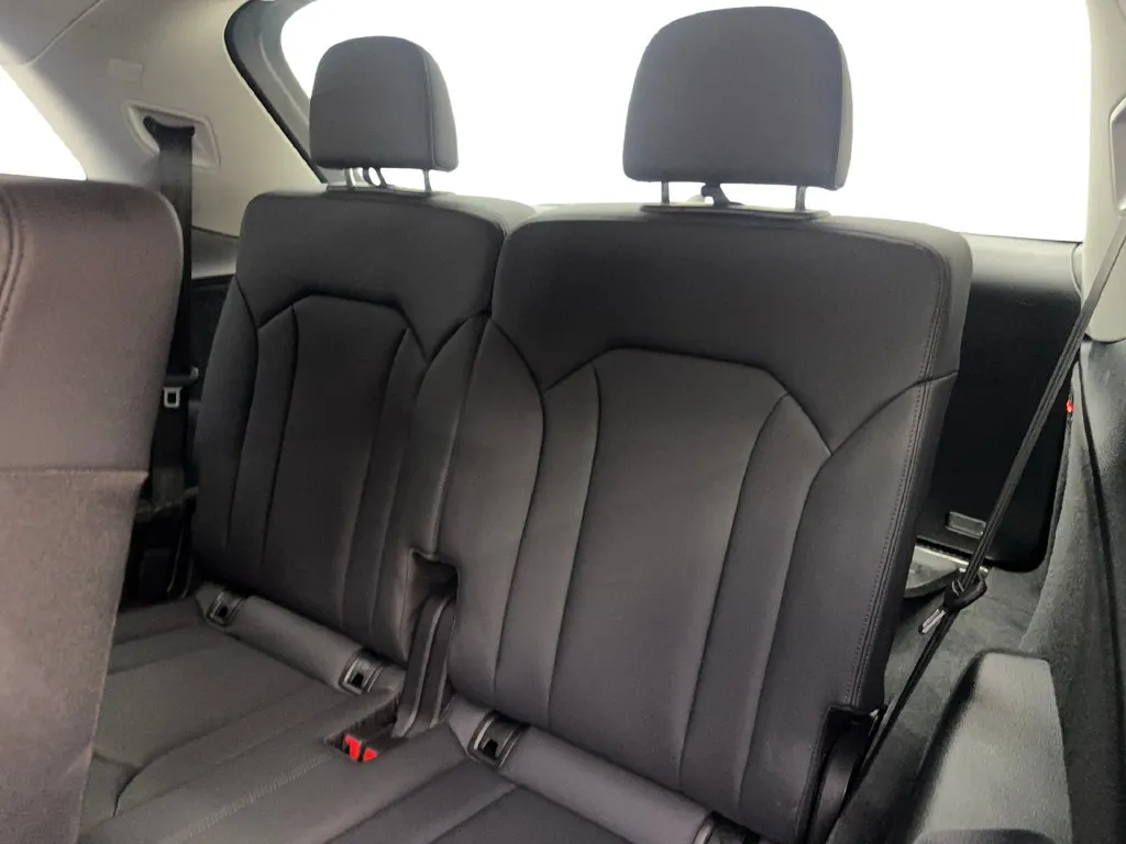 Audi Q7 photo 43