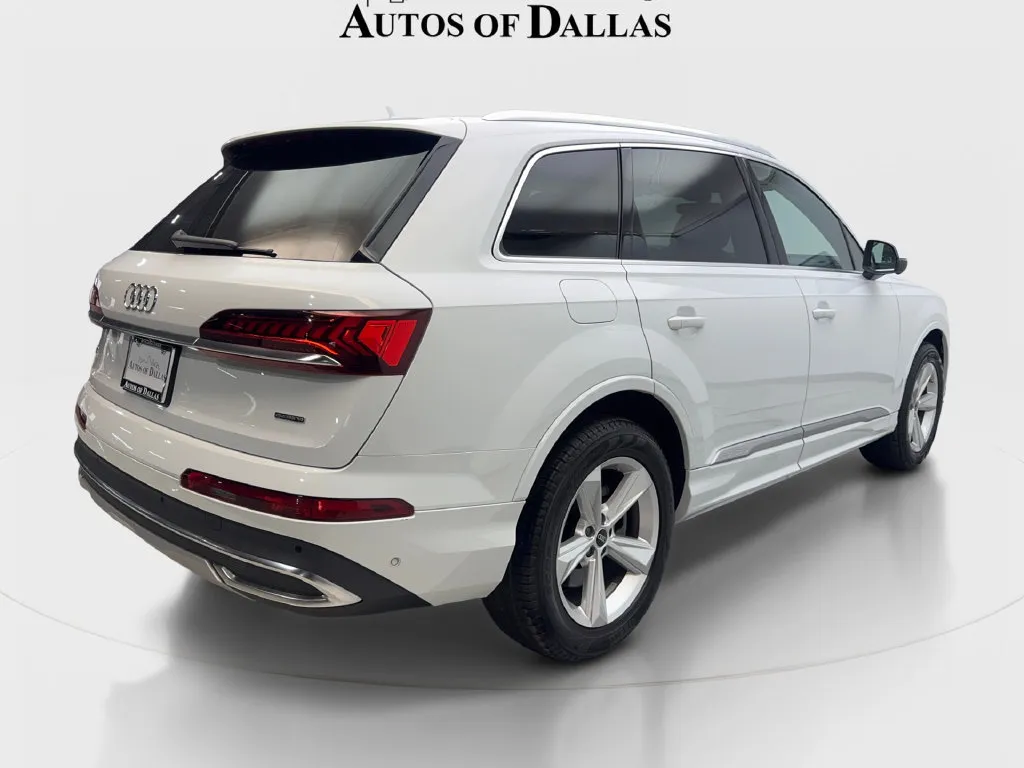 Audi Q7 photo 7