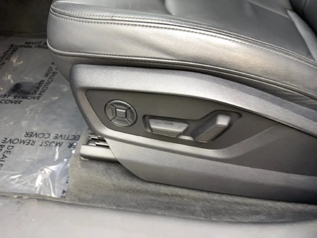 Audi Q7 photo 33