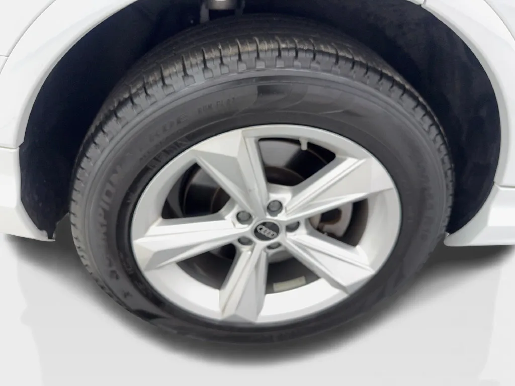 Audi Q7 photo 93