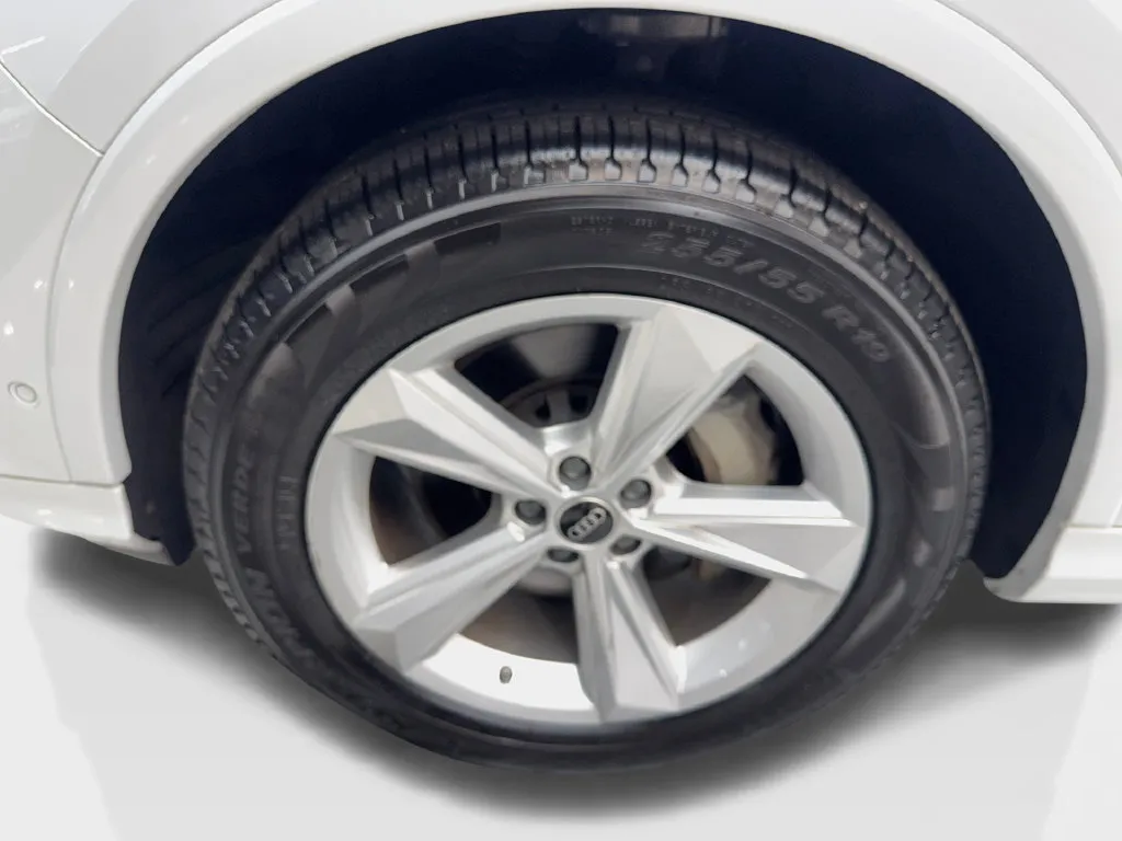 Audi Q7 photo 95