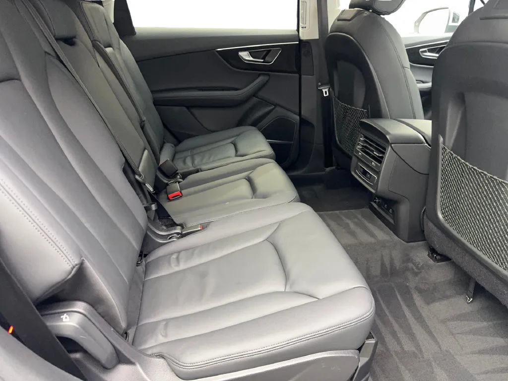 Audi Q7 photo 46