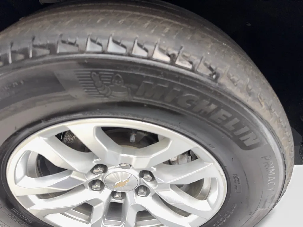 Chevrolet Tahoe photo 96