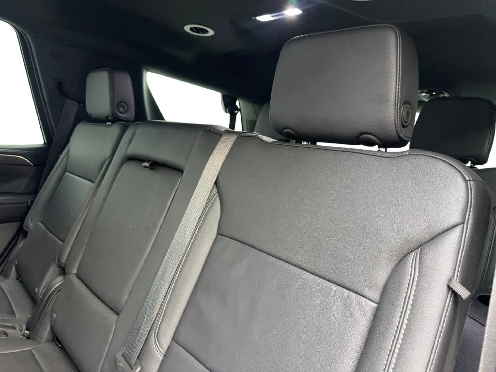 Chevrolet Tahoe photo 36
