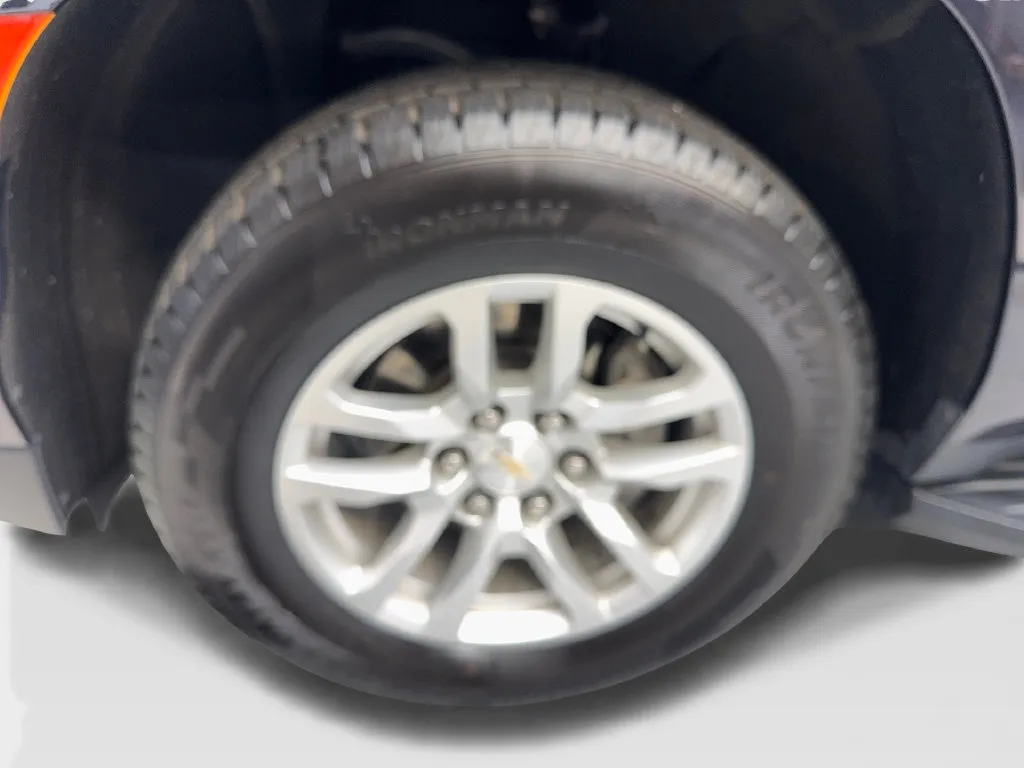 Chevrolet Tahoe photo 95