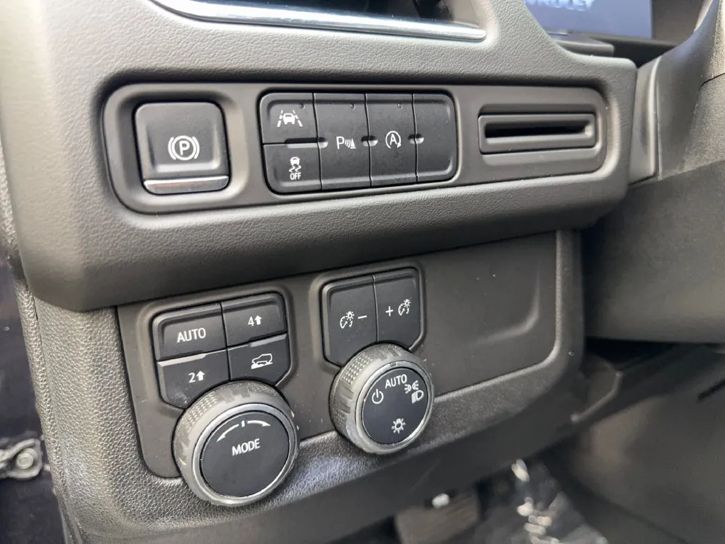 Chevrolet Tahoe photo 61