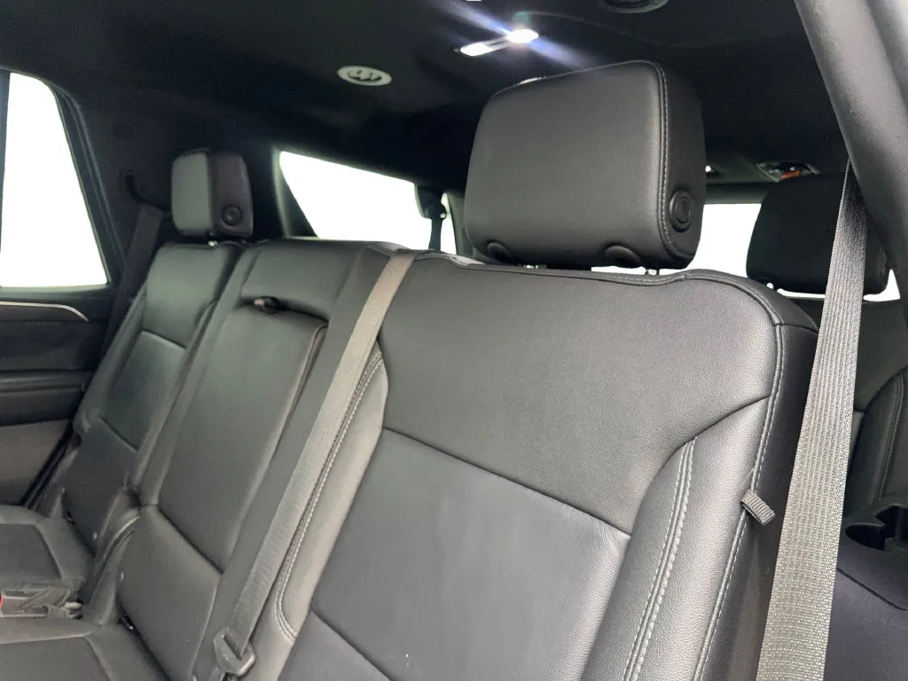 Chevrolet Tahoe photo 36