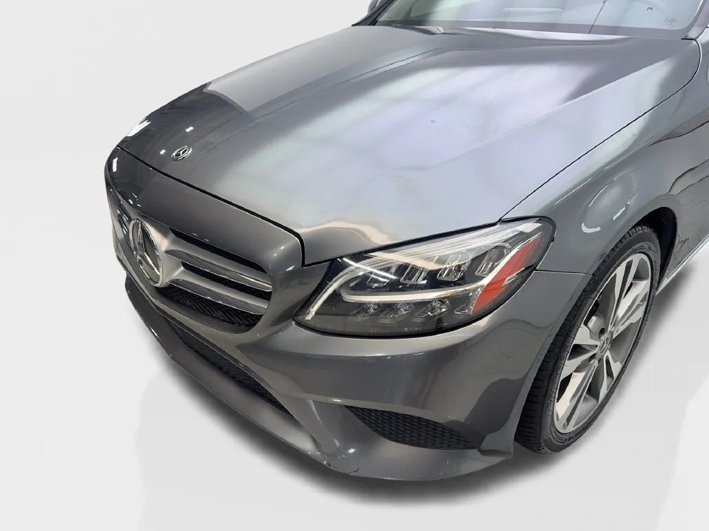 Mercedes-Benz C-Class photo 18
