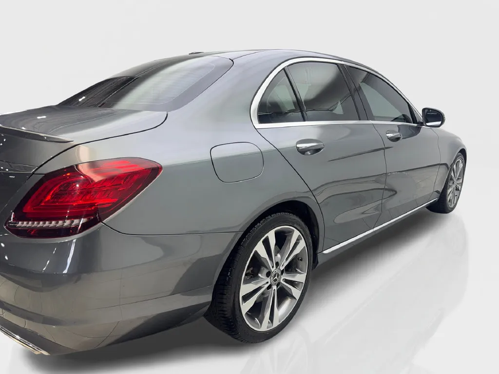 Mercedes-Benz C-Class photo 15