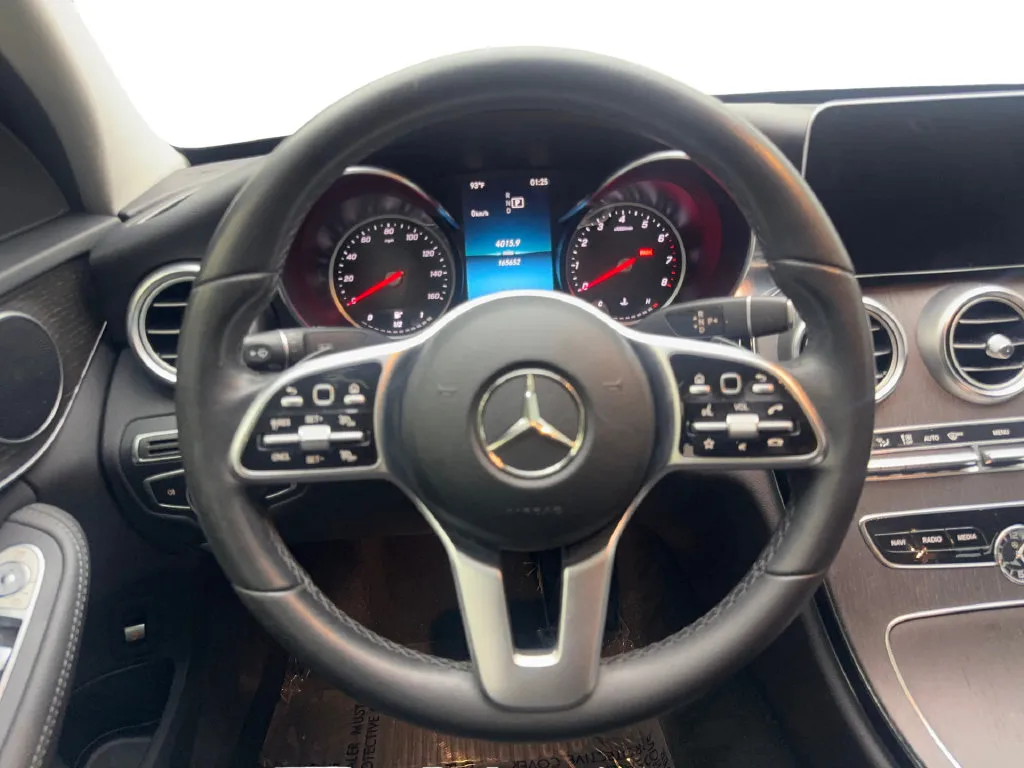 Mercedes-Benz C-Class photo 55