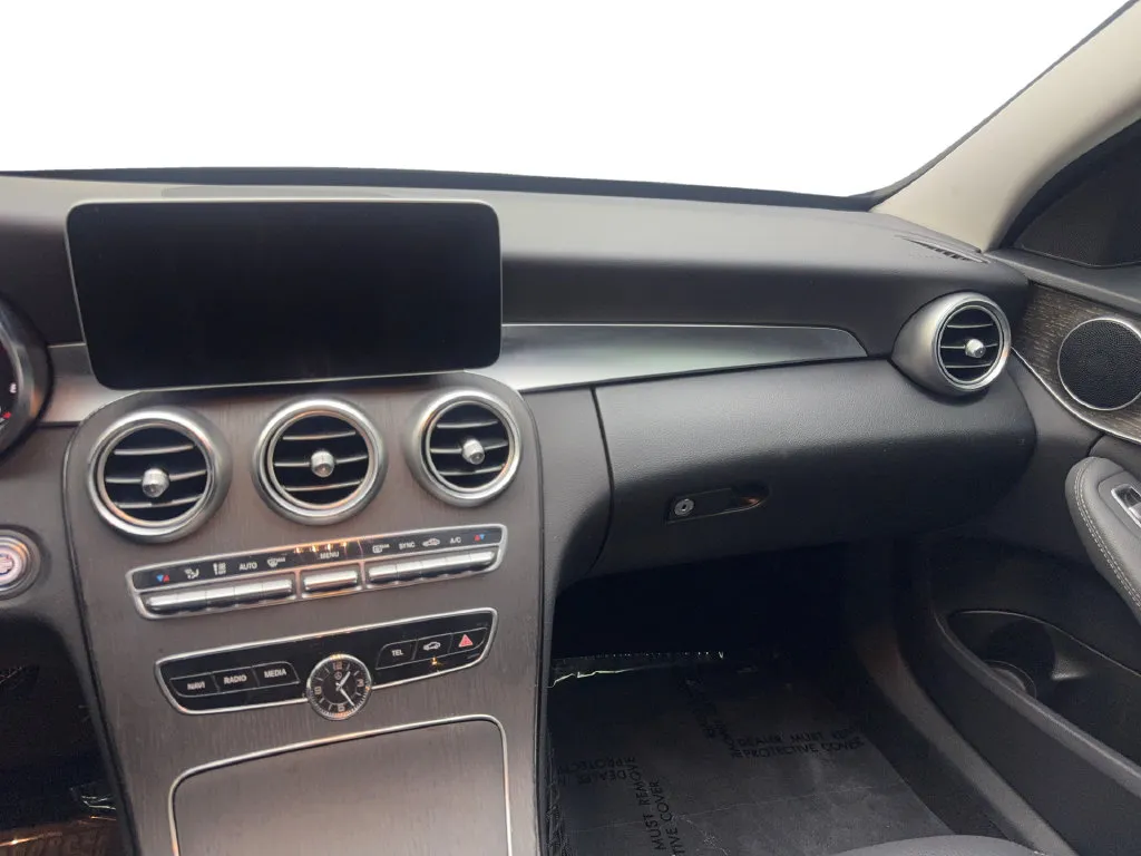 Mercedes-Benz C-Class photo 53