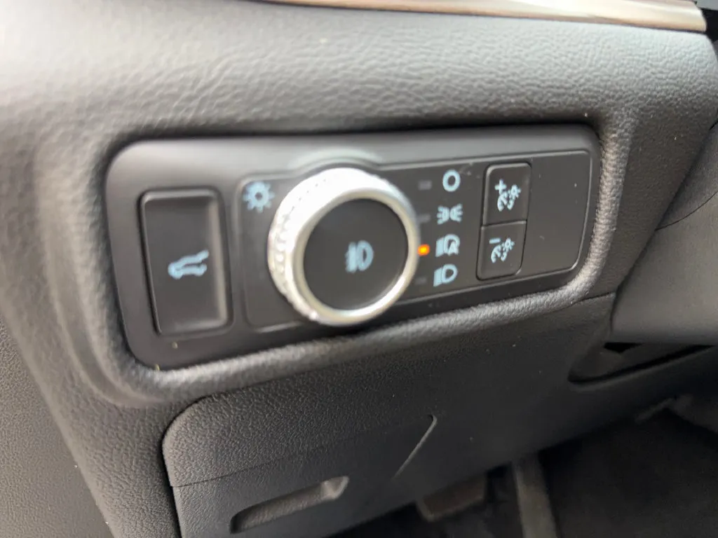 Ford Explorer photo 62