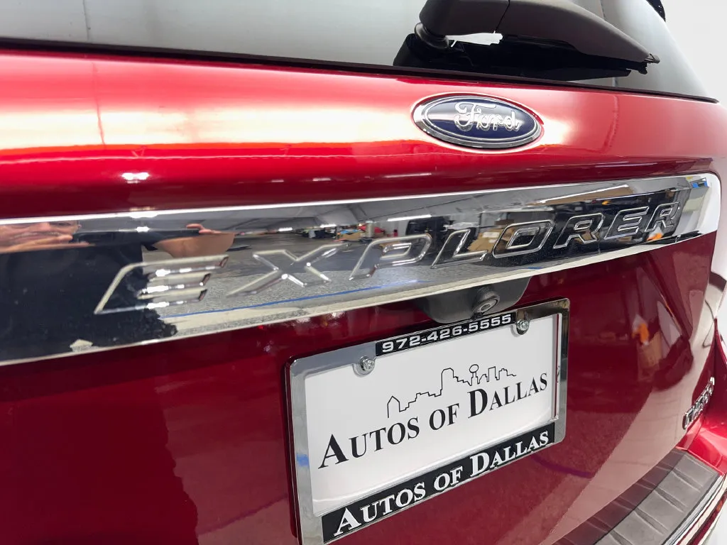 Ford Explorer photo 23