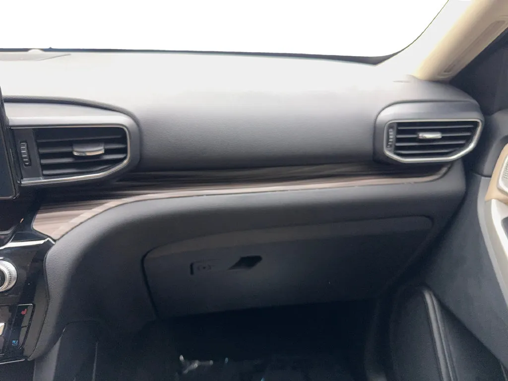 Ford Explorer photo 65