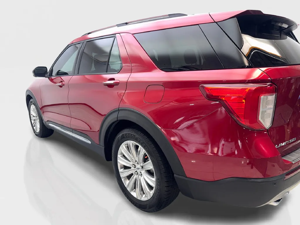 Ford Explorer photo 16