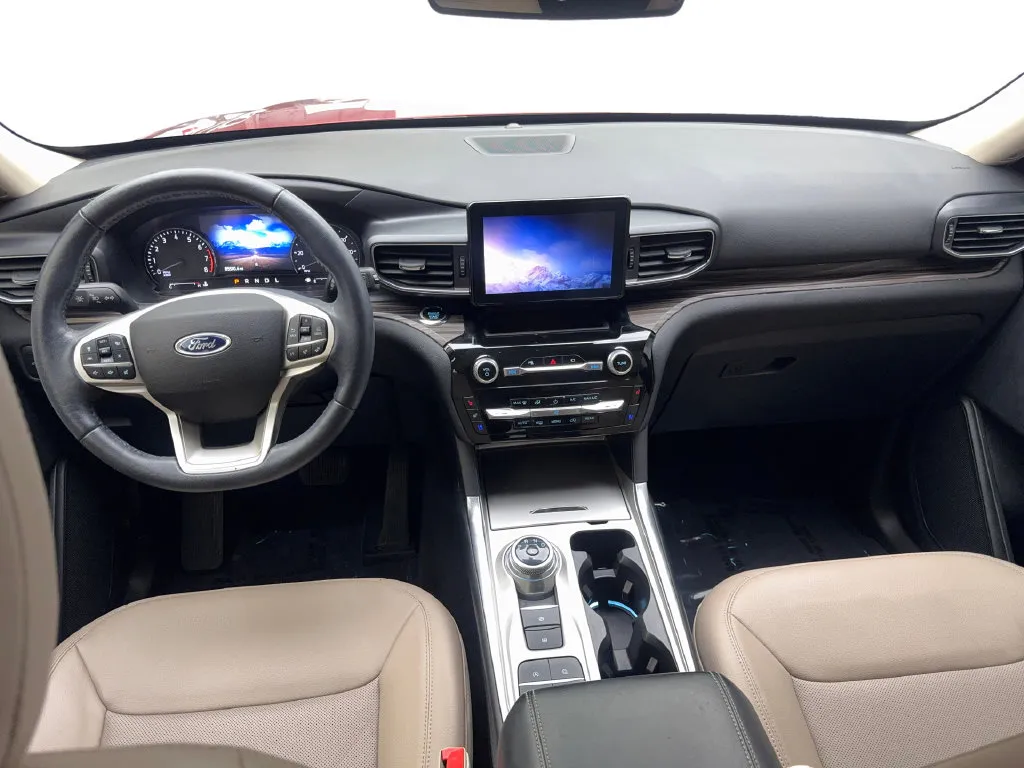 Ford Explorer photo 58