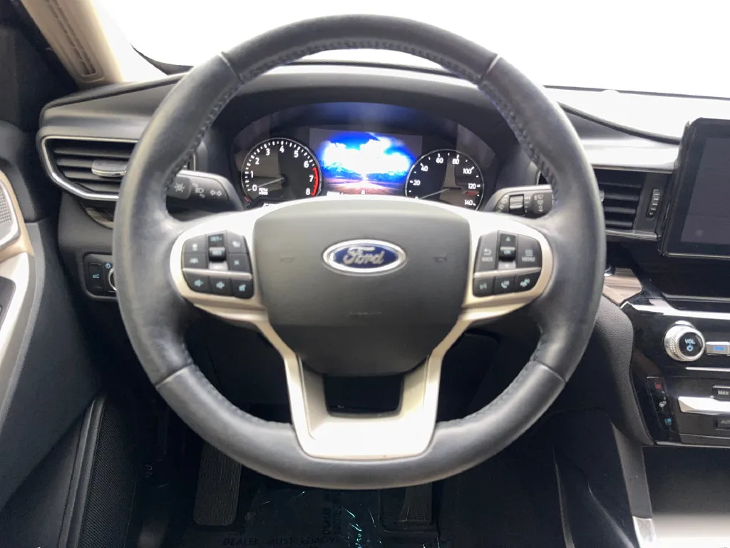 Ford Explorer photo 63