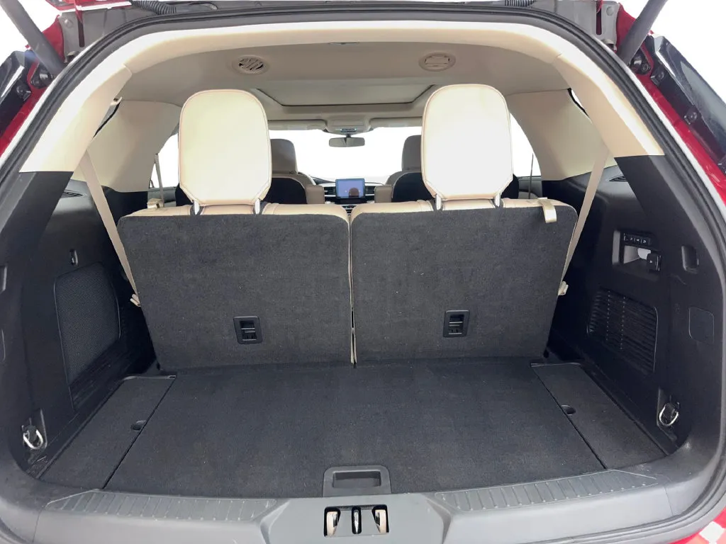 Ford Explorer photo 86
