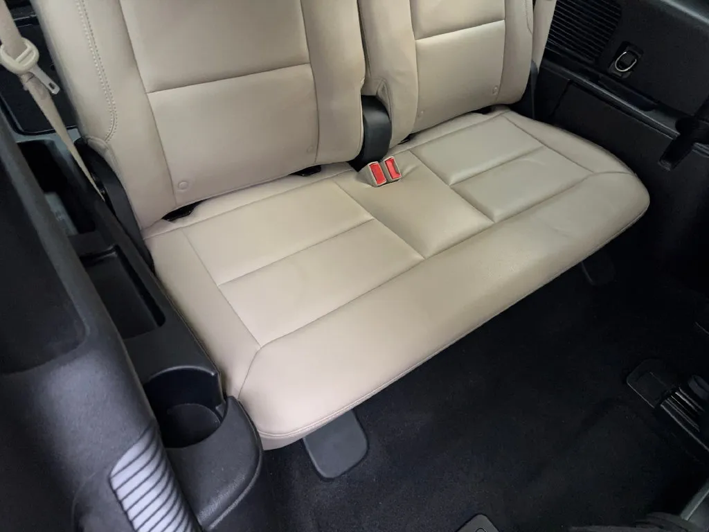 Ford Explorer photo 44