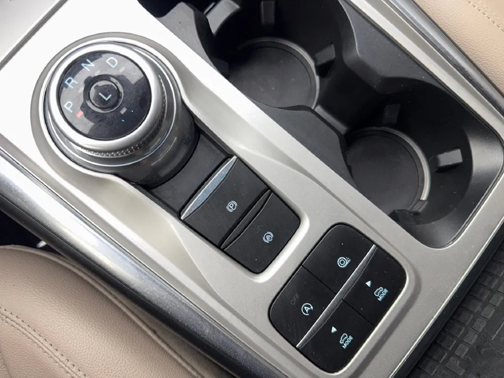 Ford Explorer photo 77