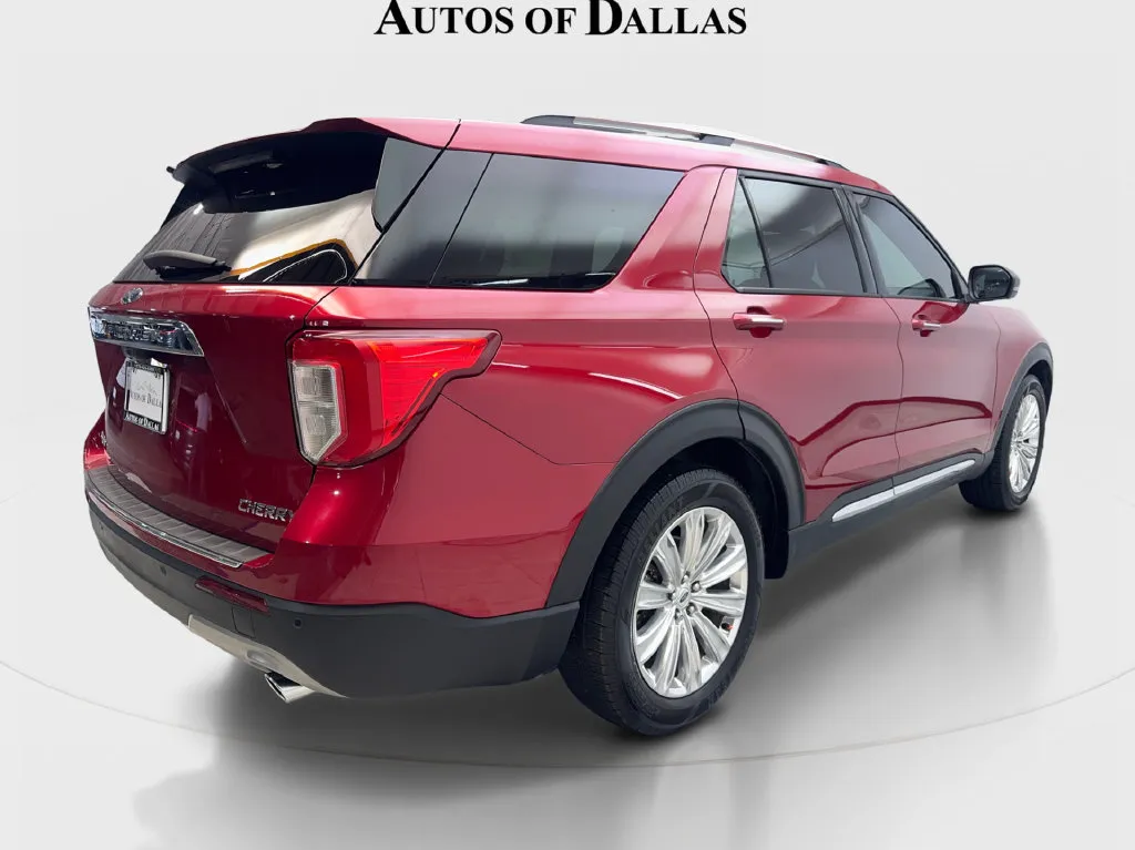 Ford Explorer photo 7