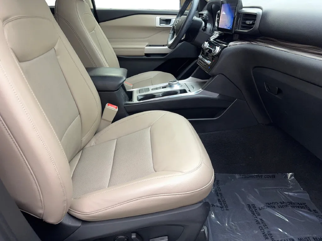 Ford Explorer photo 51