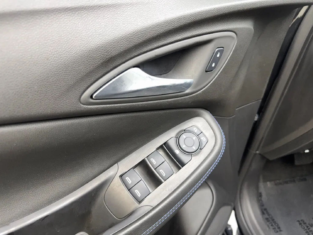 Buick Encore GX photo 34