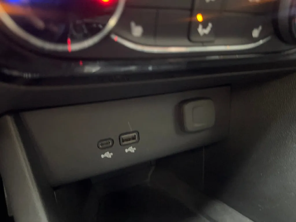 Buick Encore GX photo 67