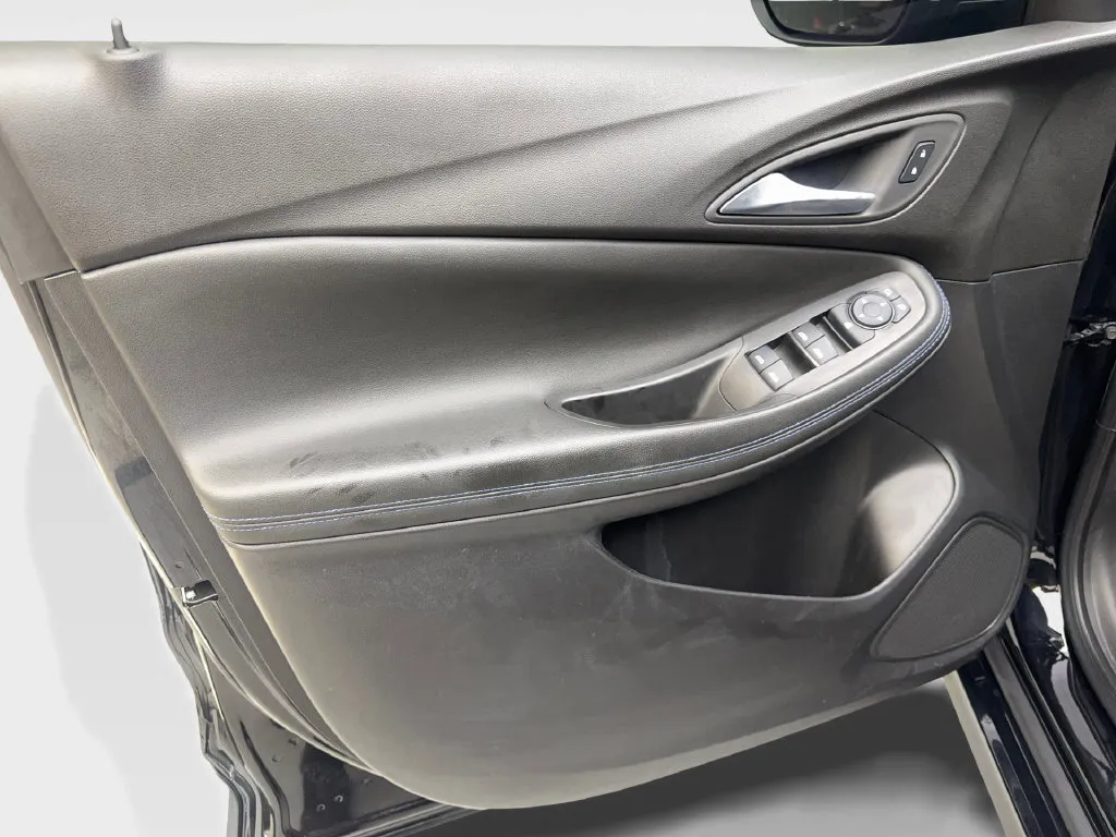 Buick Encore GX photo 33