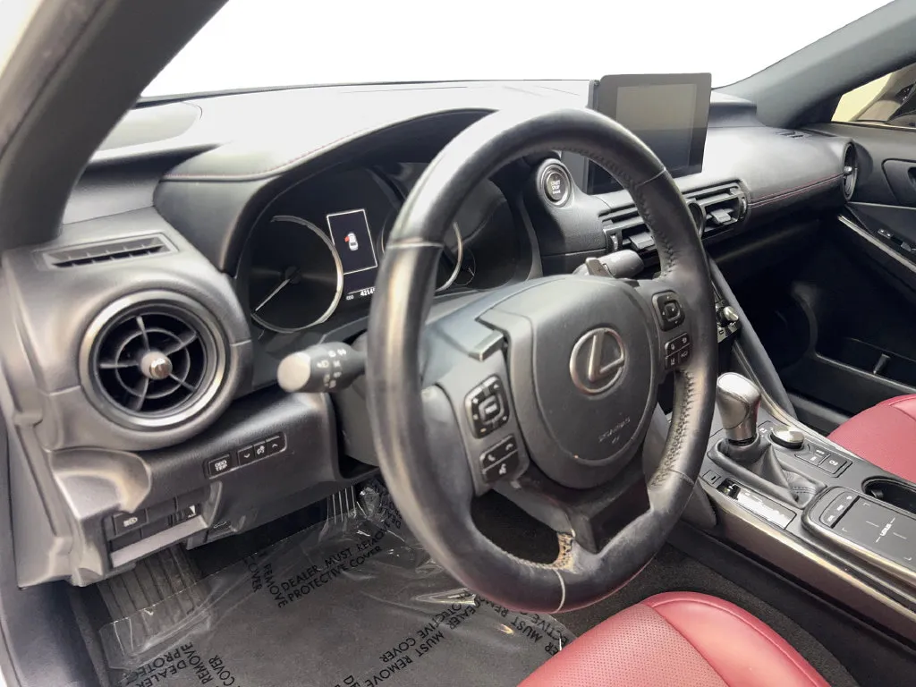 Lexus IS photo 52