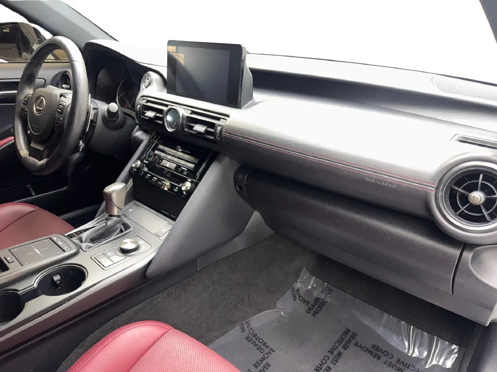 Lexus IS photo 54