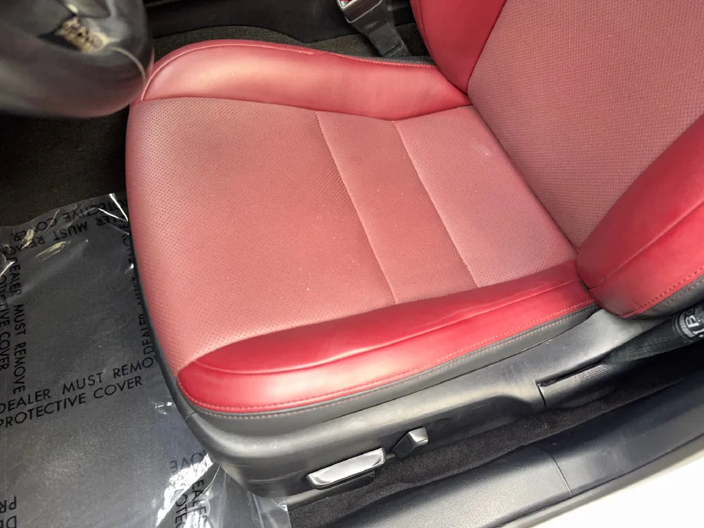Lexus IS photo 30