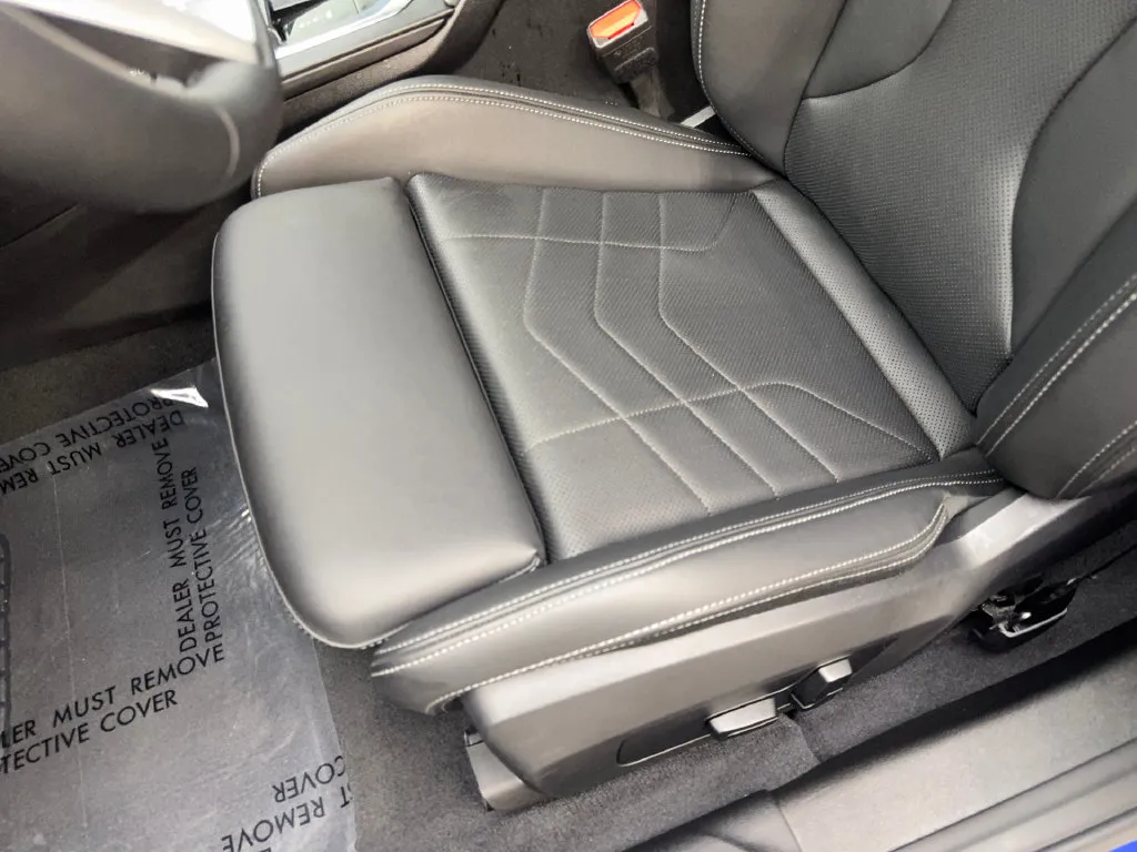 BMW 2 Series photo 32