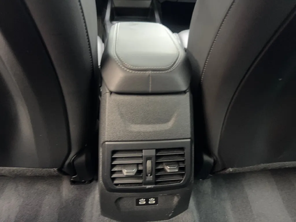 BMW 2 Series photo 74